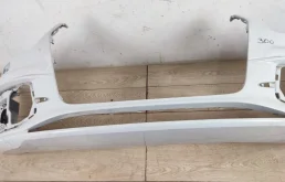 Бампер для Audi Q3 2018 года на фотографиях