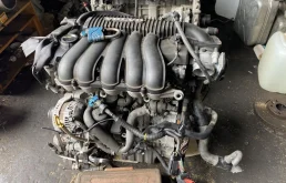 Двигатель для Volvo C30 2008 года на фотографиях