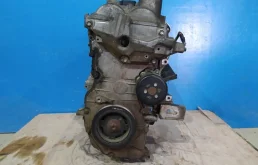 Двигатель без навесного для Nissan Tiida 2007 года на фотографиях