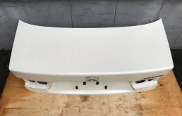 Крышка багажника для Honda Accord 2006 года на фотографиях