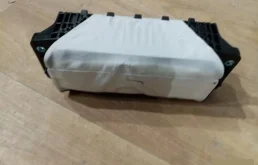 Подушка безопасности пассажира для Audi Q7 на фотографиях