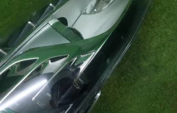 Фара правая для Audi Q7 2013 года на фотографиях