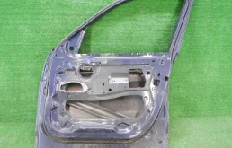 Дверь передняя правая для BMW X3 2015 года на фотографиях