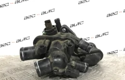 Корпус термостата системы охлаждения ДВС для Citroen C5 2012 года на фотографиях