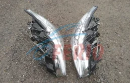 Фара би-ксенон правая для Infiniti G V36 2006-2009