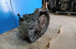 АКПП для Nissan X-Trail 2000 года на фотографиях