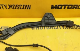 Датчик ABS передний правый для Mercedes-Benz E class на фотографиях