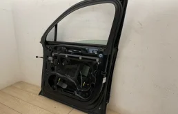 Двери для Audi Q7 2018 года на фотографиях