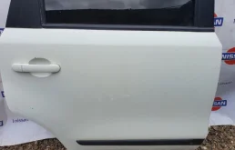 Дверь задняя правая для Nissan Note 2017 года на фотографиях
