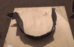 Крылья для Honda Civic 2005 года на фотографиях