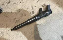 Форсунка топливная для BMW 3er на фотографиях