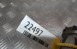 Дроссельная заслонка для Audi A4 2001 года на фотографиях