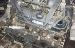 Двигатель без навесного для Chrysler Grand Voyager 2007 года на фотографиях