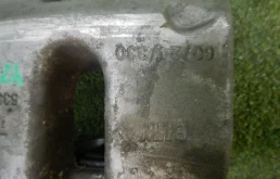 Тормозной цилиндр передний правый для BMW 5er 2018 года на фотографиях