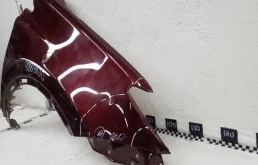 Крыло правое для Toyota RAV4 2018 года на фотографиях