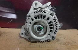 Генератор для Honda Civic 2005 года на фотографиях