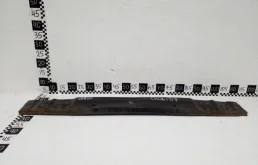 Усилитель заднего бампера для Toyota Corolla на фотографиях