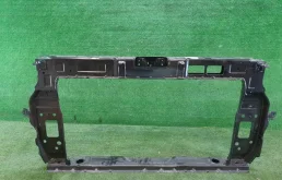 Панель радиатора (телевизор) для Hyundai Creta 2024 года на фотографиях