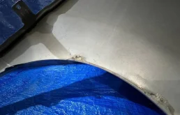 Крылья для Toyota Alphard 2005 года на фотографиях