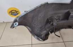 Бампер передний для Suzuki Swift 2012 года на фотографиях