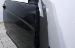 Двери для Hyundai i40 на фотографиях