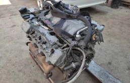 Двигатель без навесного для Mercedes-Benz CL class на фотографиях