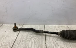 Рулевая рейка для Skoda Rapid 2014 года на фотографиях