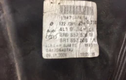 Стекла и зеркала для Audi Q7 2012 года на фотографиях