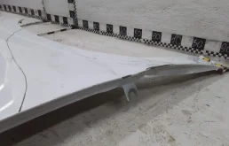 Крылья для Kia Carnival 2023 года на фотографиях