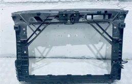 Панель радиатора (телевизор) для Skoda Rapid 2021 года на фотографиях