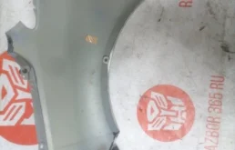 Крылья для Volkswagen Touran 2015 года на фотографиях