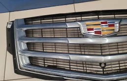 Решетка радиатора для Cadillac Escalade на фотографиях