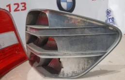 Фонарь внешний правый для Mercedes-Benz M class 2005 года на фотографиях