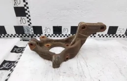 Кулак поворотный правый для Nissan Tiida на фотографиях