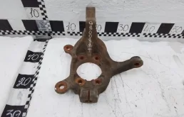 Кулак поворотный правый для Nissan Tiida на фотографиях