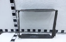 Дефлектор радиатора для Renault Sandero 5S 2012-2018