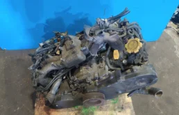 Двигатель без навесного для Subaru Legacy B4 2002 года на фотографиях