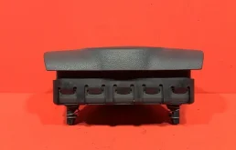 Подушка безопасности водителя для Opel Astra 2015 года на фотографиях