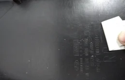 Уплотнитель передней правой двери для Hyundai Solaris 2018 года на фотографиях