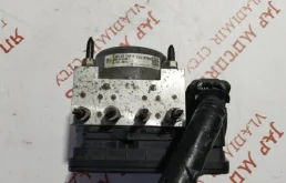 Блок ABS для Mazda CX 5 2013 года на фотографиях