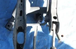 Задний подрамник для Mitsubishi ASX 2010 года на фотографиях