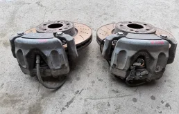 Суппорт задний левый для Mercedes-Benz E class 2015 года на фотографиях