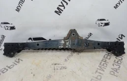 Подрамник двигателя для Toyota Corolla на фотографиях