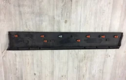 Молдинг передней левой двери для Audi Q7 2015 года на фотографиях