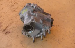 Редуктор переднего моста для Toyota RAV4 на фотографиях