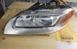 Фара Volvo XC70 2007-2013