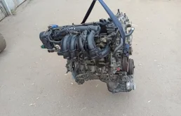 Двигатель без навесного для Nissan Serena 2003 года на фотографиях