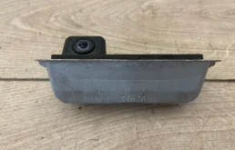 Камера заднего вида для Volkswagen Touareg на фотографиях