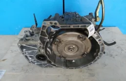 АКПП для Nissan X-Trail 2000 года на фотографиях