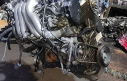 Двигатель для Toyota RAV4 1996 года на фотографиях